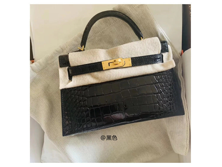 Single-shoulder crossbody bag made of cowhide Hypersku