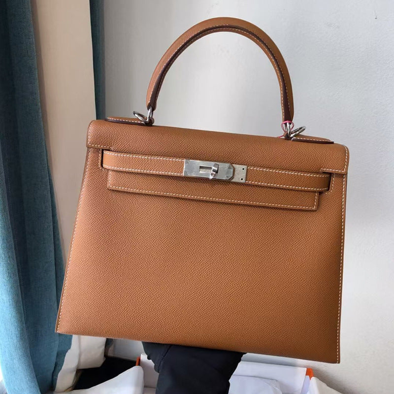 Single-shoulder crossbody bag made of cowhide Hypersku