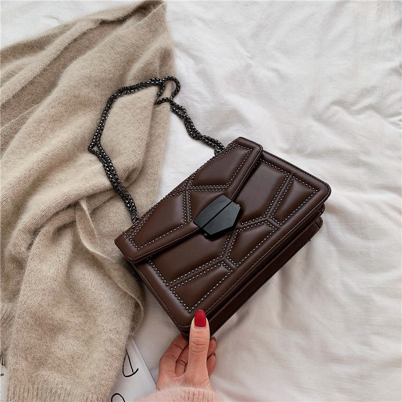 Shangxin bag handbags 2020 autumn and winter new fashion all-match messenger bag ins rivet single shoulder chain small square bag Classy’s