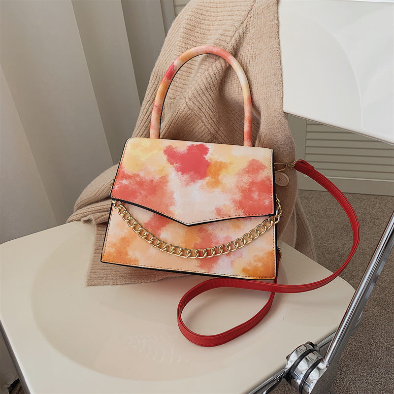 Cross-border handbags 2020 new European and American retro portable small square bag ins popular fashion chain shoulder diagonal bag Classy’s
