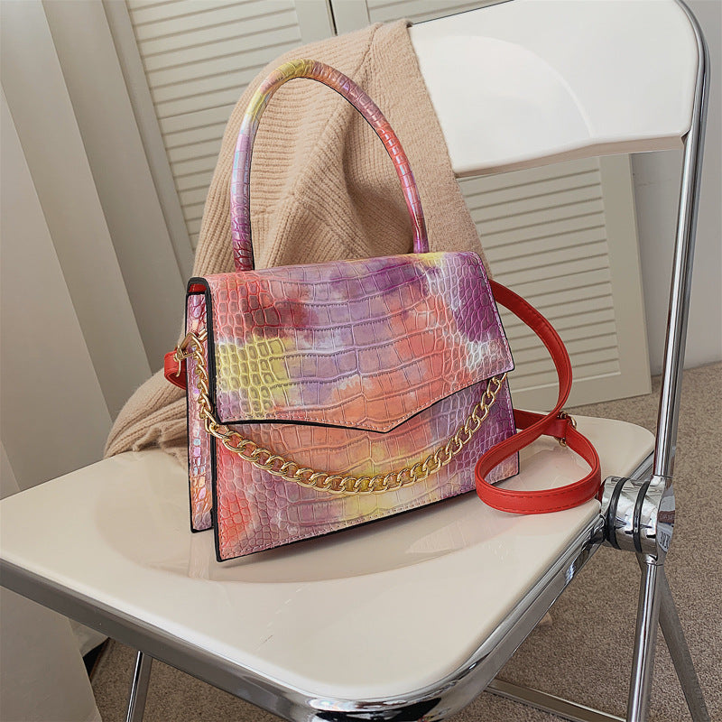 Cross-border handbags 2020 new European and American retro portable small square bag ins popular fashion chain shoulder diagonal bag Classy’s