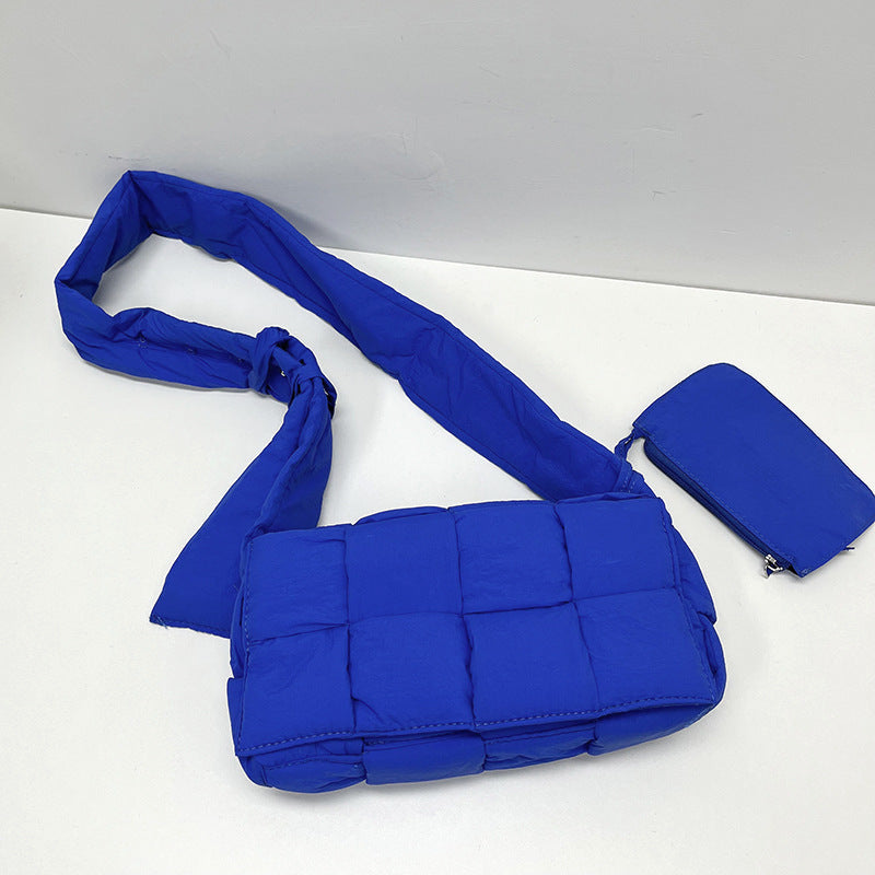 Trendy commuting crossbody bag, sponge woven large-capacity single-shoulder bag, casual pillow bag Hypersku