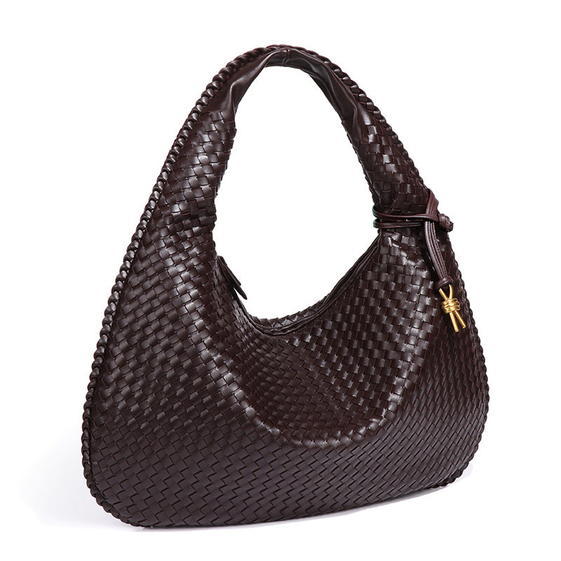 Crescent Hand-Woven Dumpling Bag eprolo