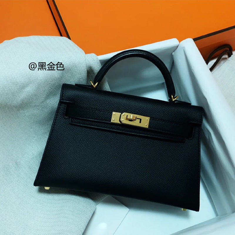 Single-shoulder crossbody bag made of cowhide Hypersku