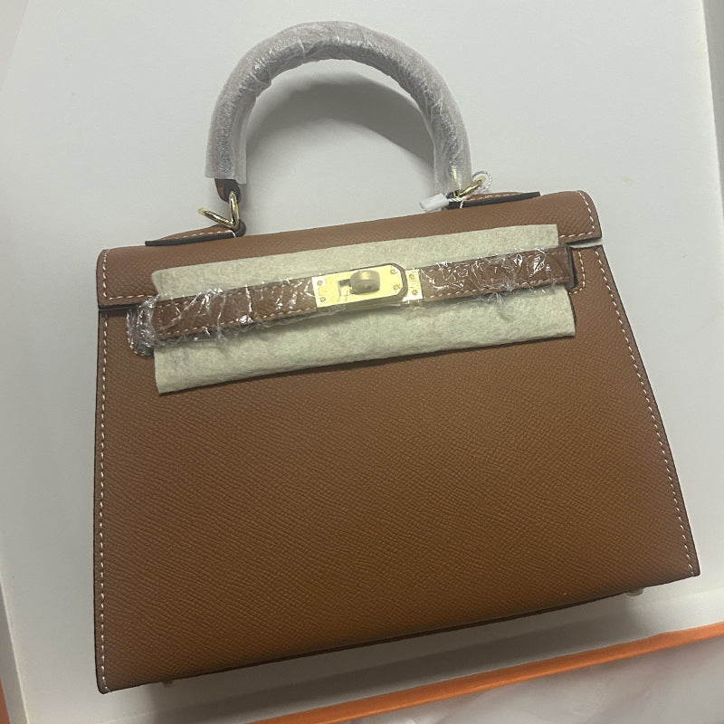 Single-shoulder crossbody bag made of cowhide Hypersku