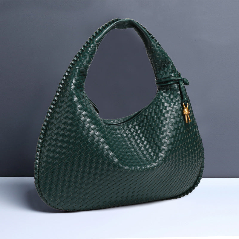 Crescent Hand-Woven Dumpling Bag eprolo