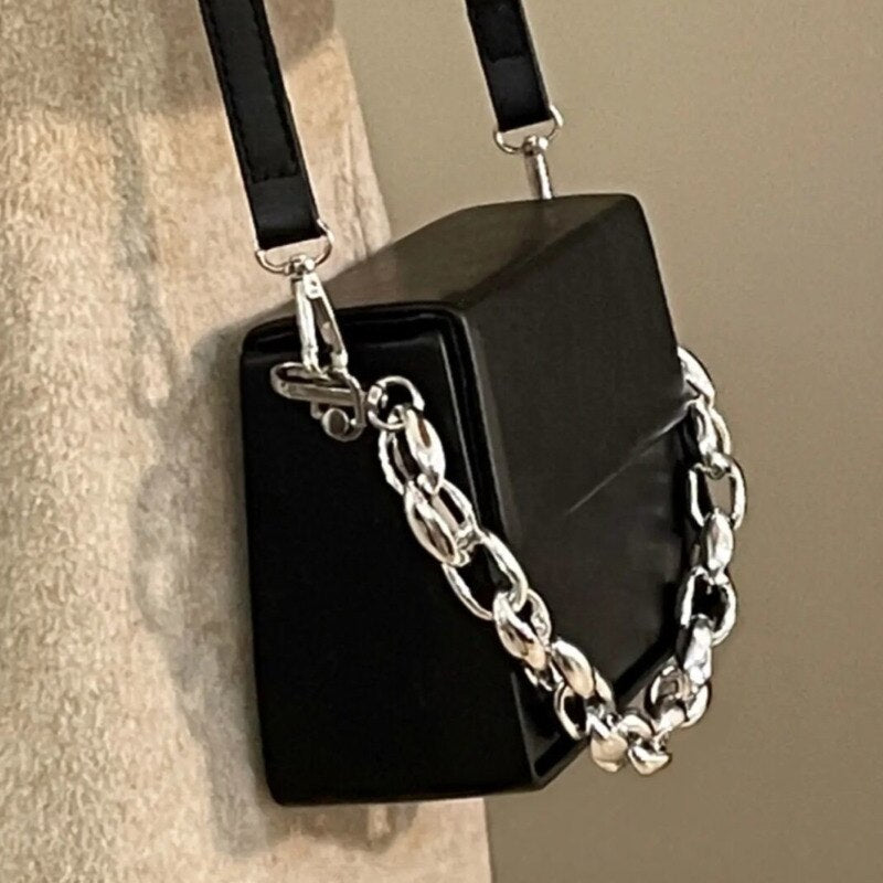 Chain Leather Crossbody Shoulder Bag eprolo