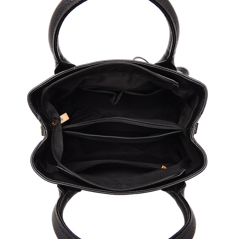 Bag women 2021 European and American fashion handbags trendy middle-aged embroidered thread one-shoulder messenger bag handbag Classy’s