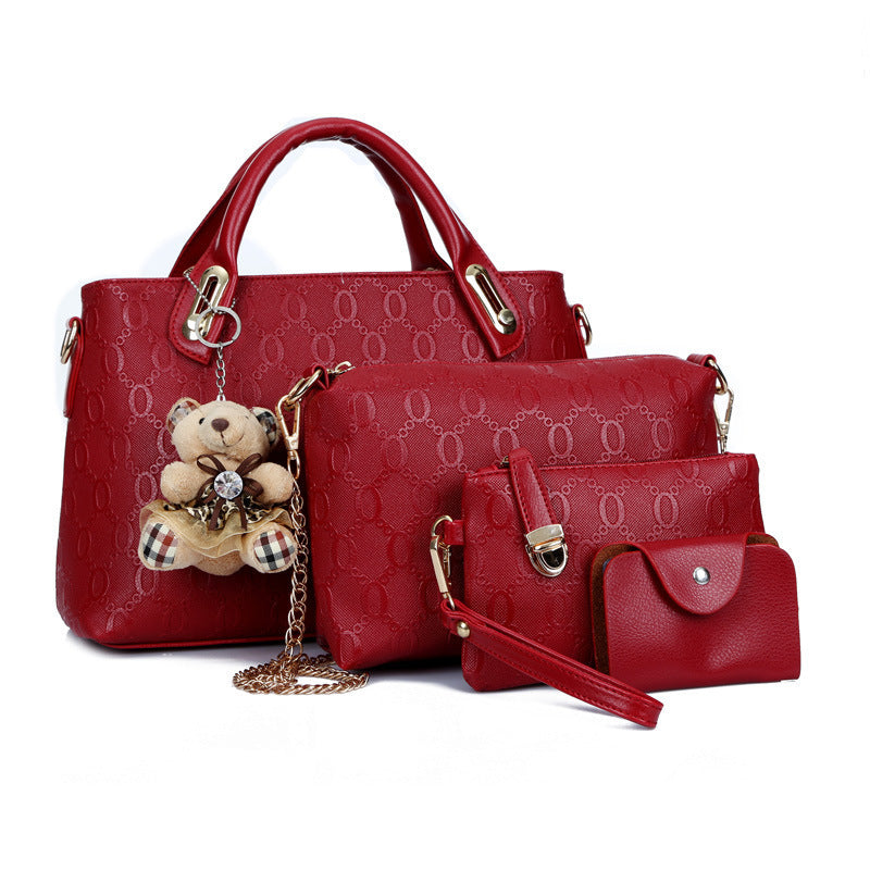 2020 autumn and winter new handbags, bear all-match four-piece suit, messenger handbags, fashion ladies bags wholesale Classy’s