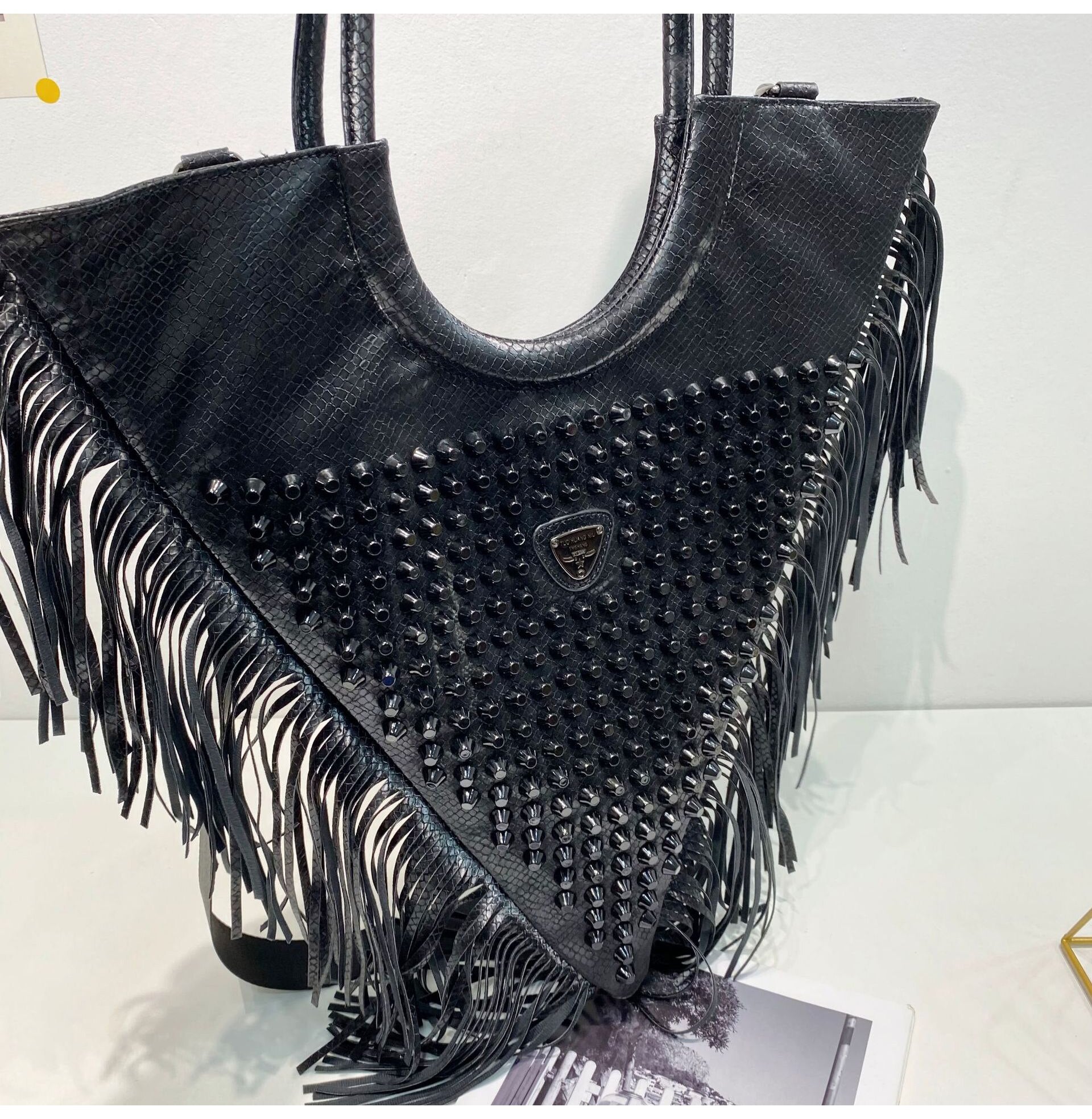 Vintage Tassel Rivet Travel Tote eprolo
