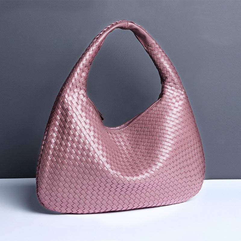 Crescent Hand-Woven Dumpling Bag eprolo