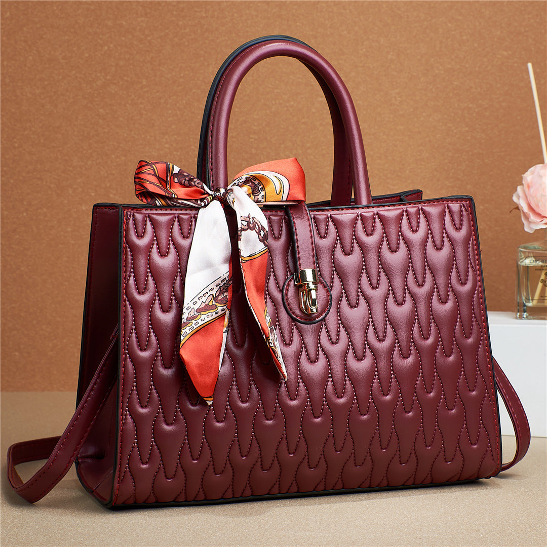 Taizhou women's bags new European and American fashion foreign trade handbags PU bags messenger shoulder bags leisure large bags wholesale Classy’s