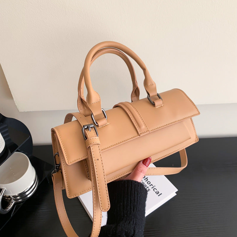 Popular fashion women's handbags 2024 new high-value baguette bag trendy messenger shoulder bag wholesale Classy’s