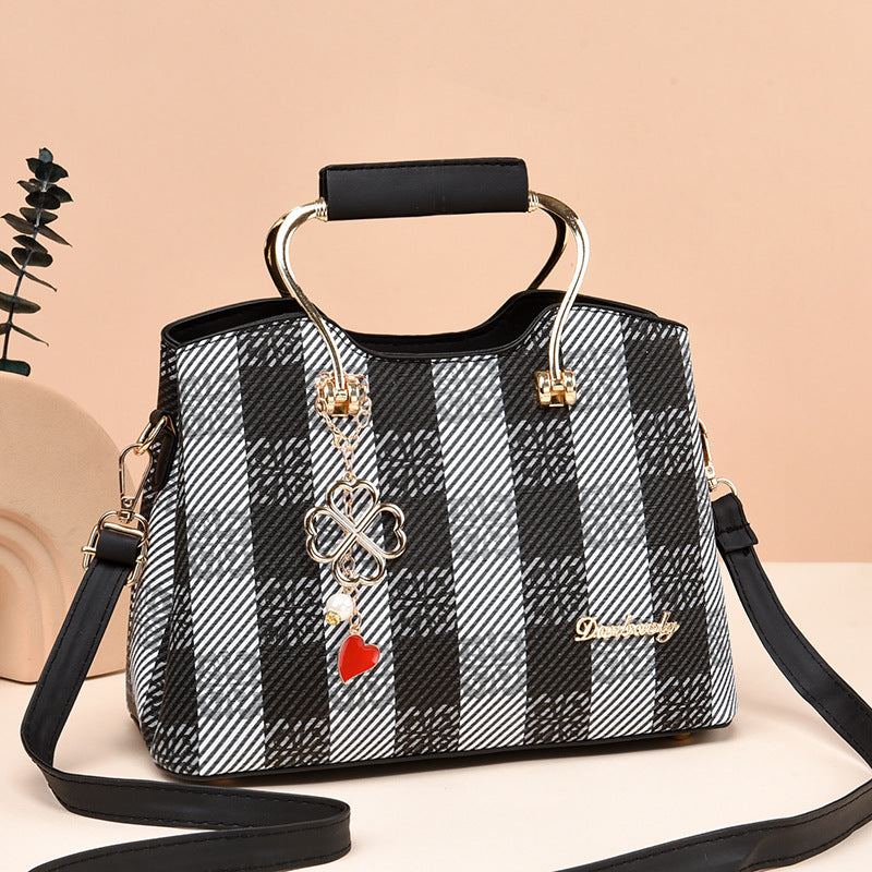 Women's bags cross-border new fashion handbags spring and summer popular foreign style handbags shoulder bags versatile trendy messenger bags Classy’s