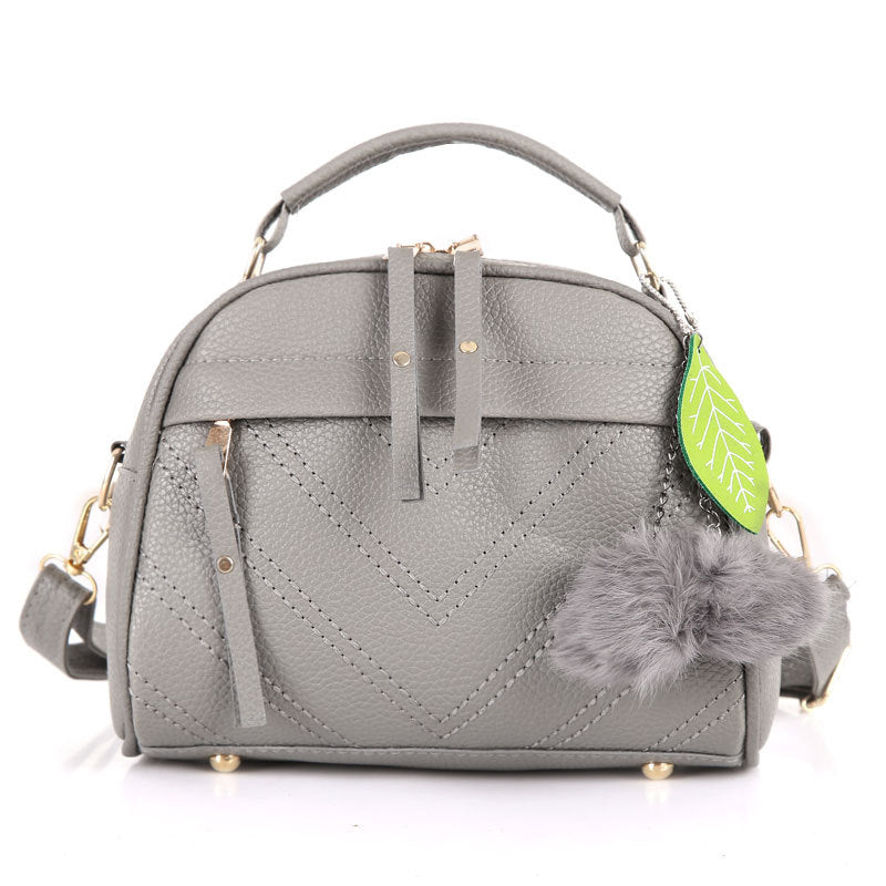 Wholesale popular textured bags for women 2023 new style fashionable handbags and shoulder bags all-match messenger bags Classy’s