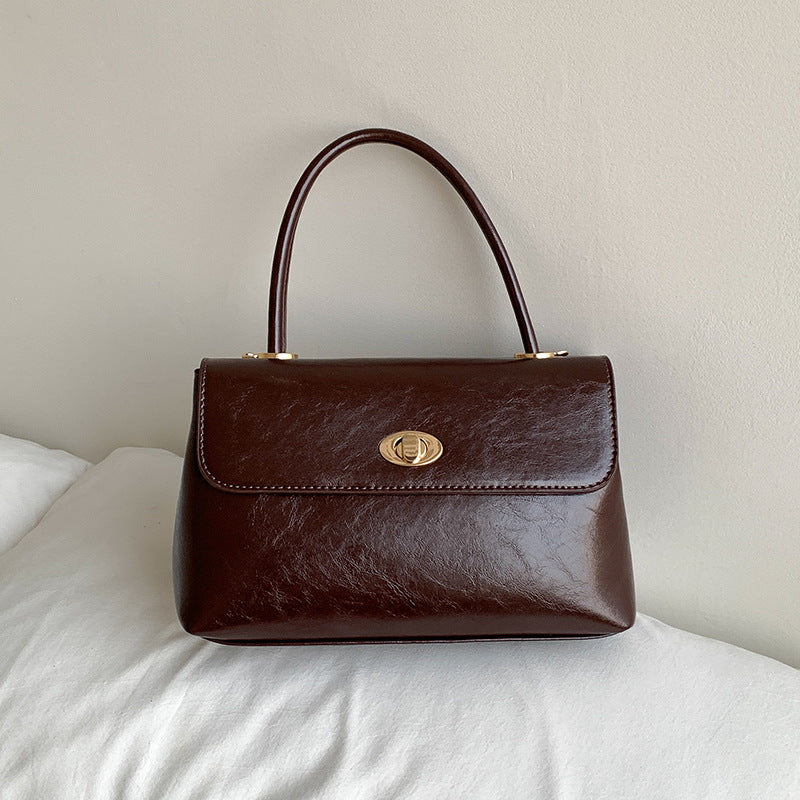 Retro handbags, fashionable niche design, versatile messenger bag, waxed leather, stylish flip-top hand-held small square bag Classy’s
