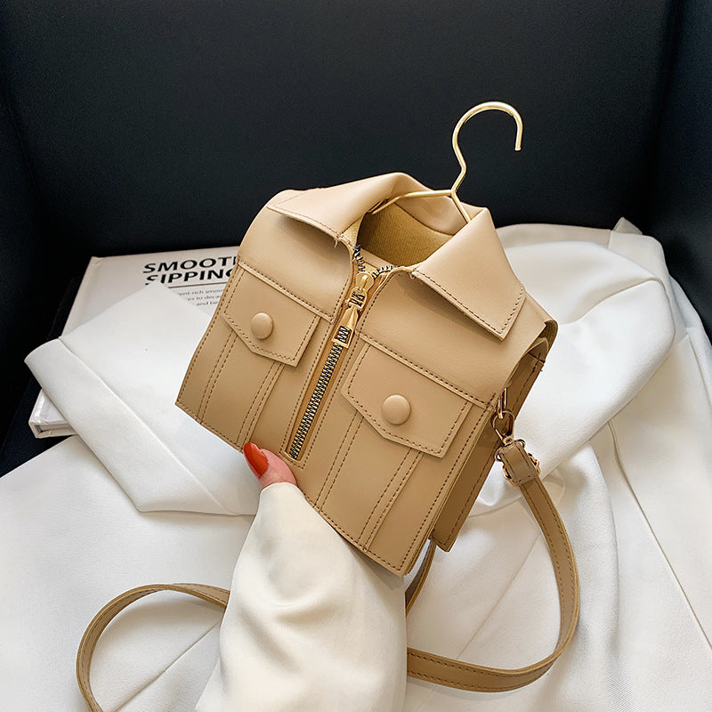 Personalized design, fashionable, simple and casual handbags for women, 2024 new style, European and American retro shoulder messenger bag Classy’s