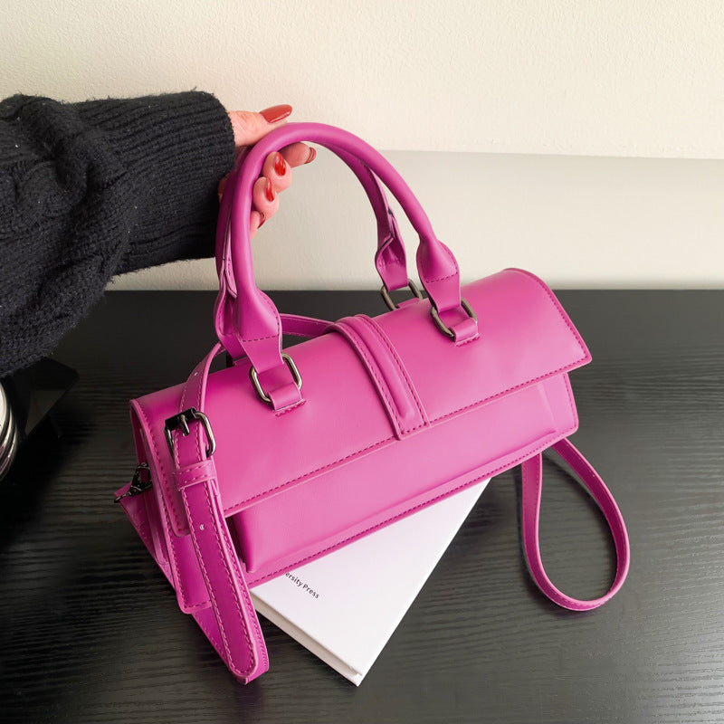 Popular fashion women's handbags 2024 new high-value baguette bag trendy messenger shoulder bag wholesale Classy’s