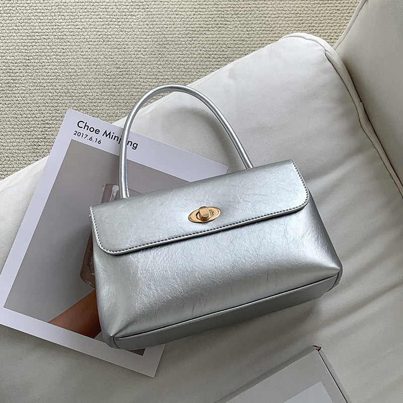 Retro handbags, fashionable niche design, versatile messenger bag, waxed leather, stylish flip-top hand-held small square bag Classy’s