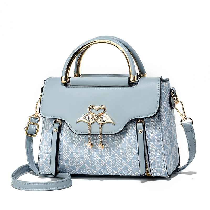 Women's handbags 2024 new fashion trend embossed solid color versatile casual shoulder messenger bag Classy’s