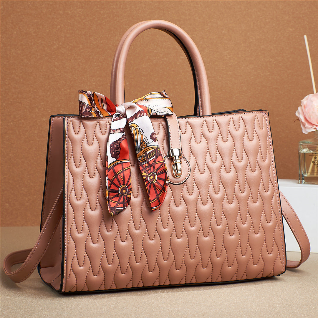 Taizhou women's bags new European and American fashion foreign trade handbags PU bags messenger shoulder bags leisure large bags wholesale Classy’s