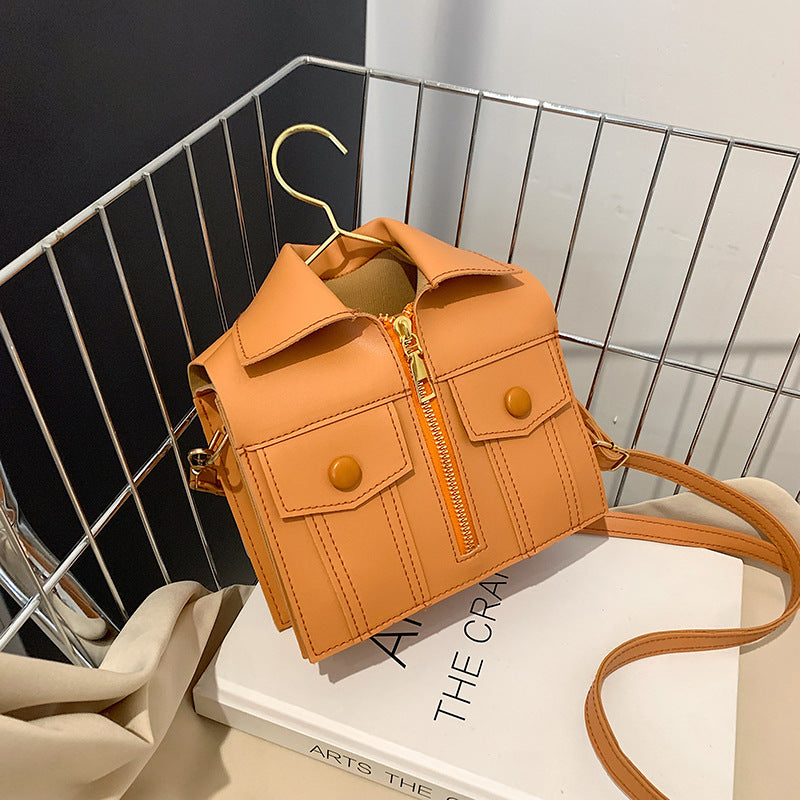 Personalized design, fashionable, simple and casual handbags for women, 2024 new style, European and American retro shoulder messenger bag Classy’s