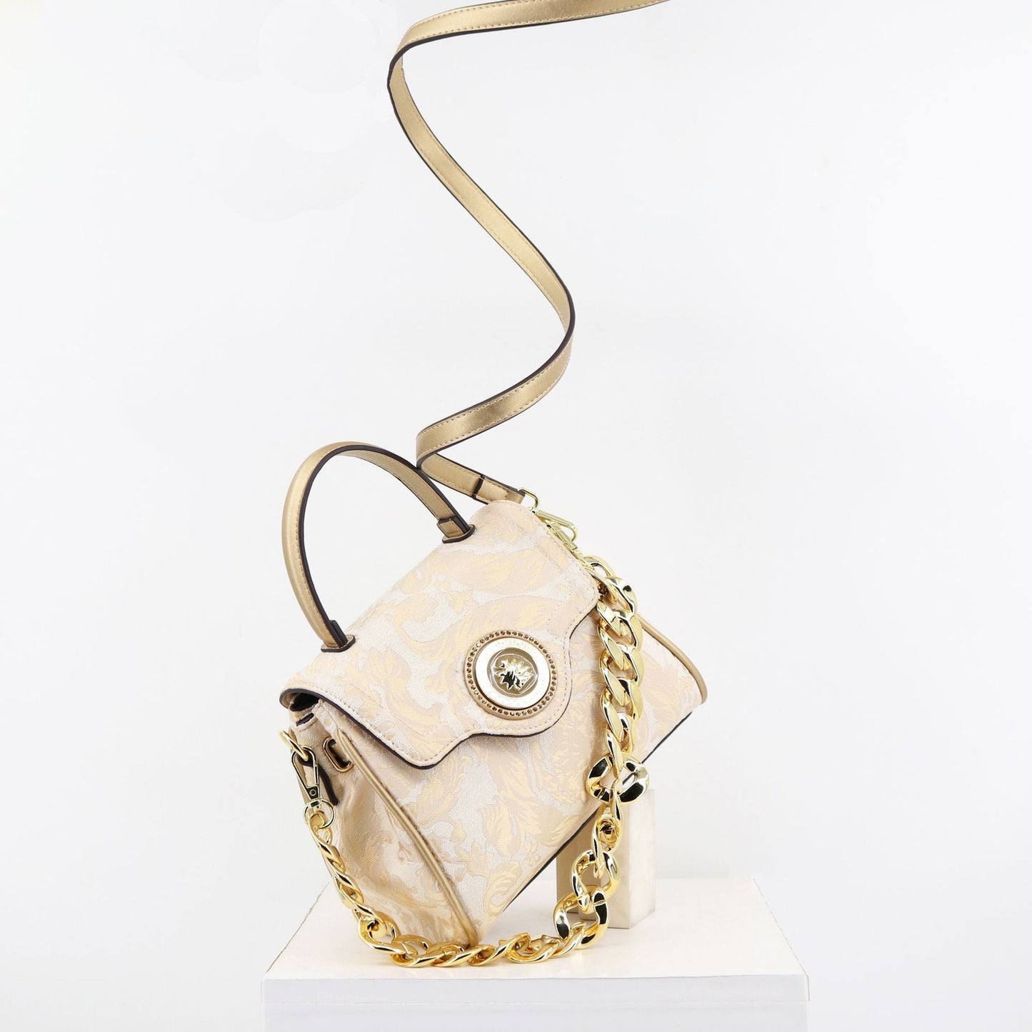 Cross-border women's bags European and American brand acrylic chain bags textured handbags women's handbags Classy’s