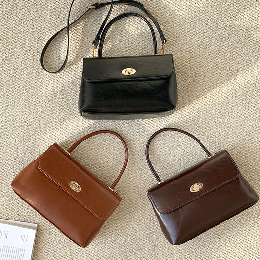 Retro handbags, fashionable niche design, versatile messenger bag, waxed leather, stylish flip-top hand-held small square bag Classy’s