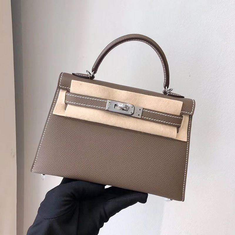 Single-shoulder crossbody bag made of cowhide Hypersku